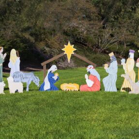 Complete color outdoor nativity set